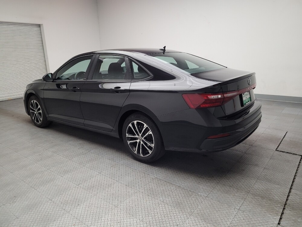 2025 Volkswagen Jetta in Fresno, CA 93726 - 18131447 3