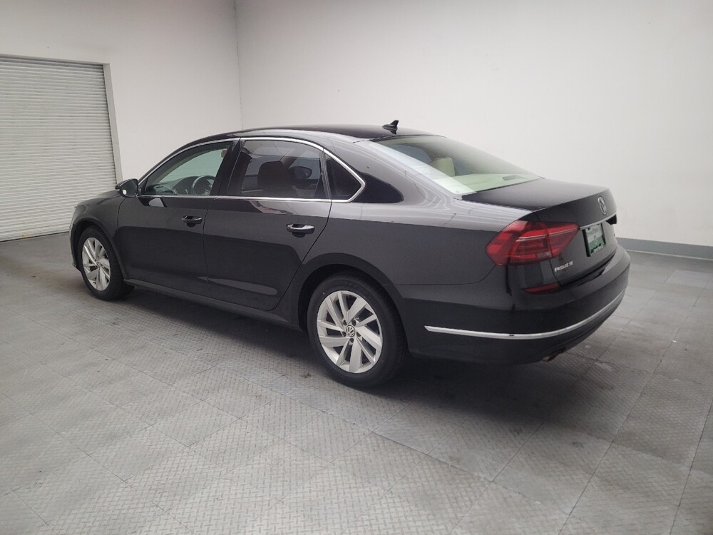 2018 Volkswagen Passat in Torrance, CA 90504 - 18131450 3