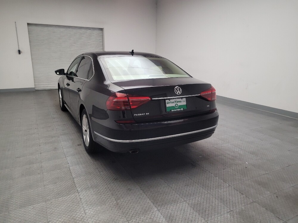 2018 Volkswagen Passat in Torrance, CA 90504 - 18131450 6