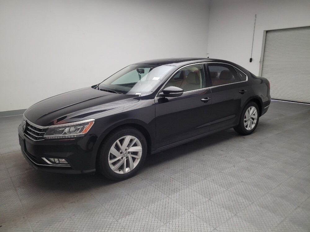 2018 Volkswagen Passat in Torrance, CA 90504 - 18131450 2