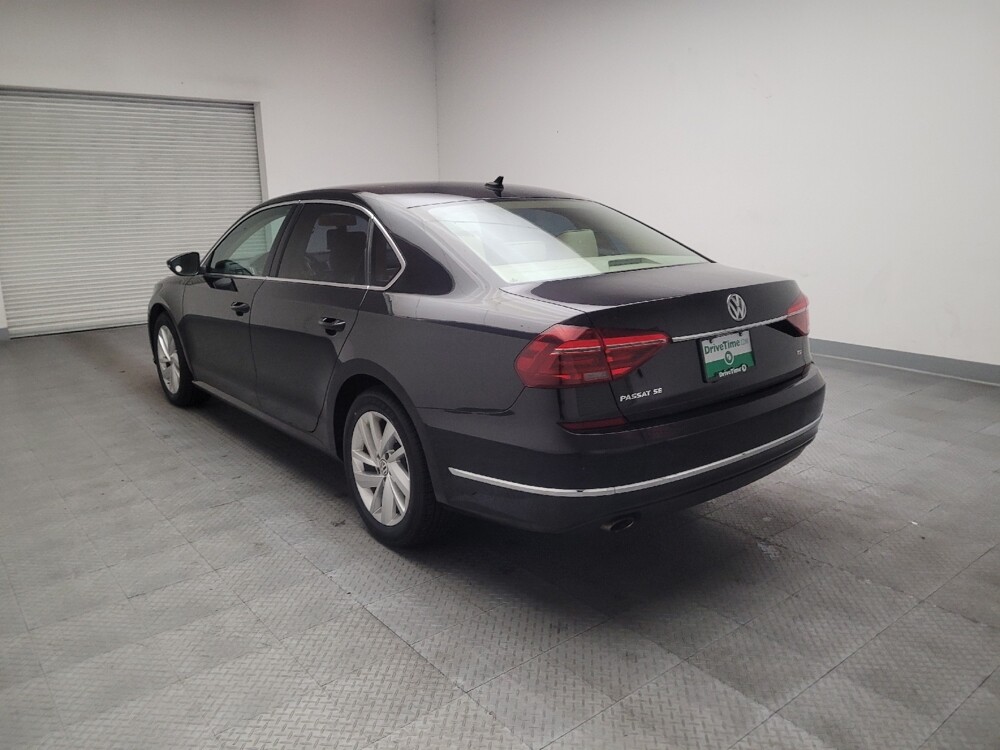 2018 Volkswagen Passat in Torrance, CA 90504 - 18131450 5