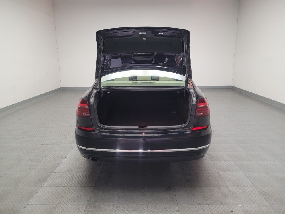 2018 Volkswagen Passat in Torrance, CA 90504 - 18131450 29