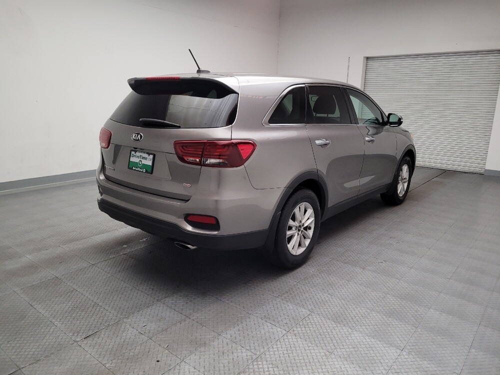 2019 Kia Sorento in Downey, CA 90241 - 18131454 9