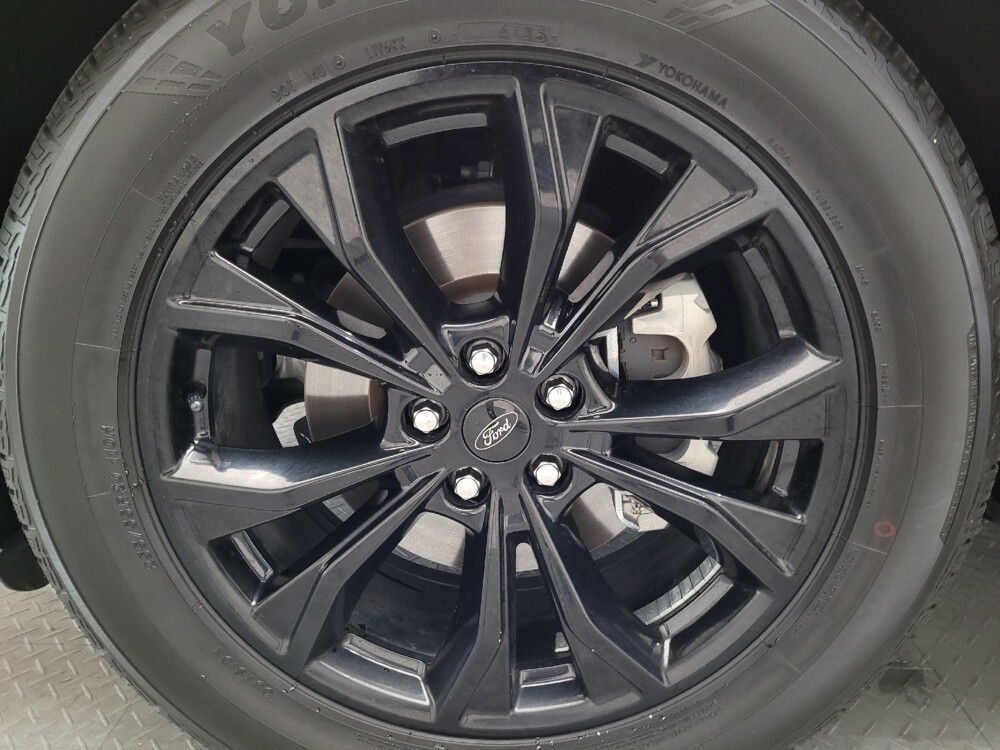 2020 Ford Explorer in Downey, CA 90241 - 18131459 31