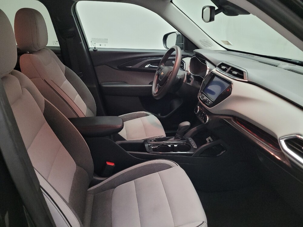 2021 Chevrolet TrailBlazer in Fresno, CA 93726 - 18131460 21