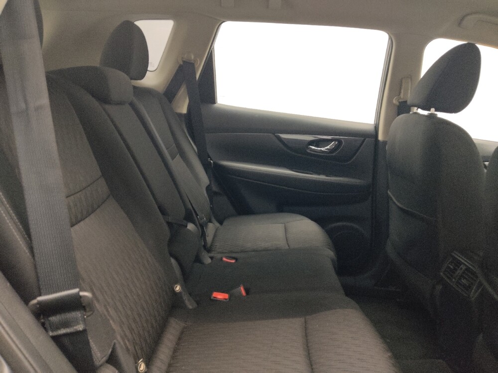 2018 Nissan Rogue in Chattanooga, TN 37421 - 18131462 19