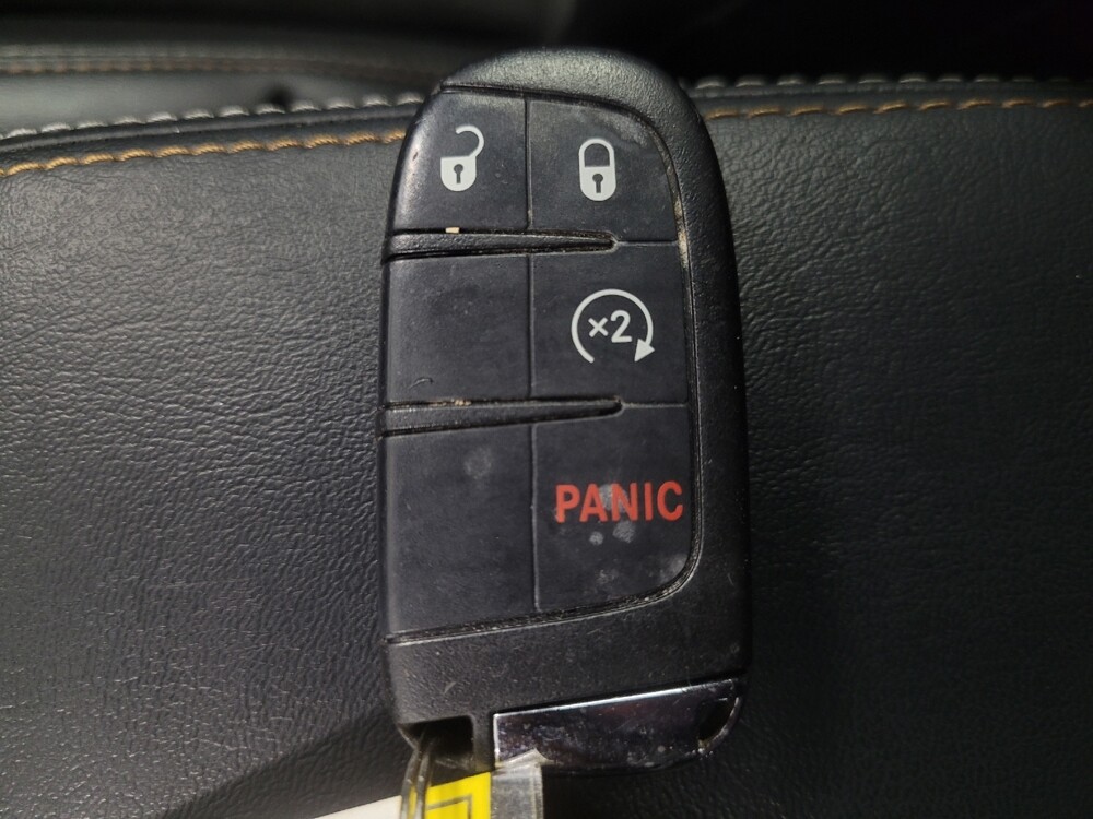 2018 Jeep Compass in Conyers, GA 30094 - 18131473 32