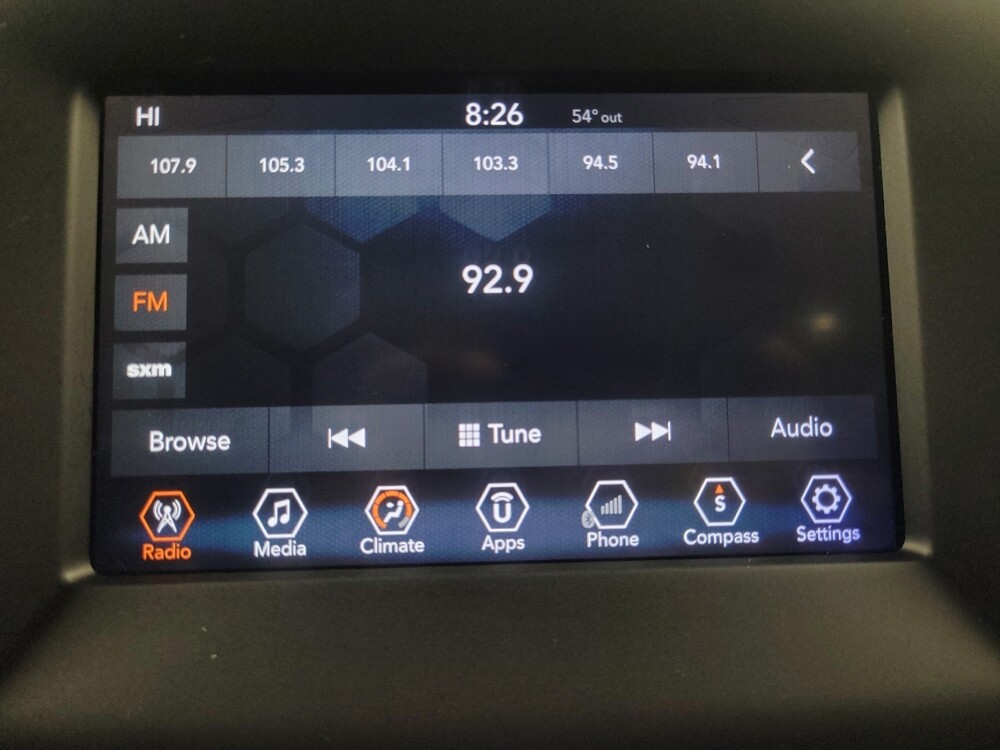 2018 Jeep Compass in Conyers, GA 30094 - 18131473 25