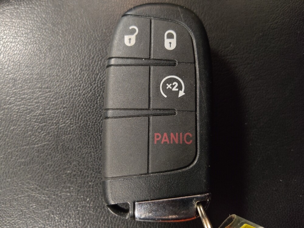 2018 Jeep Compass in Stone Mountain, GA 30083 - 18131478 32