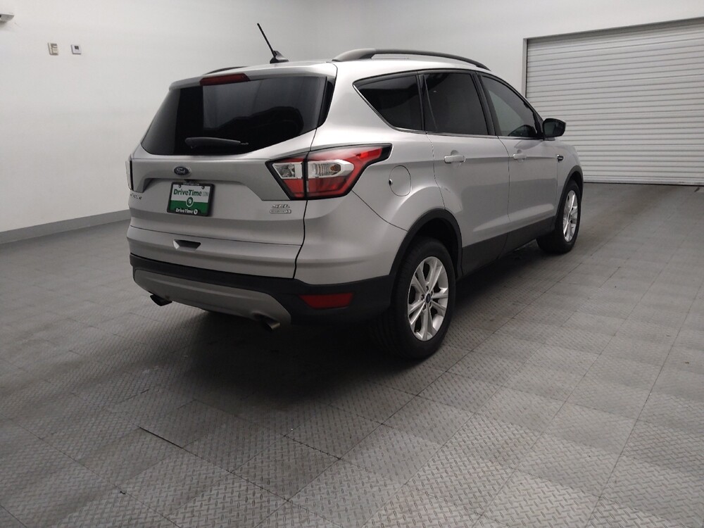 2018 Ford Escape in Plano, TX 75074 - 18131502 9