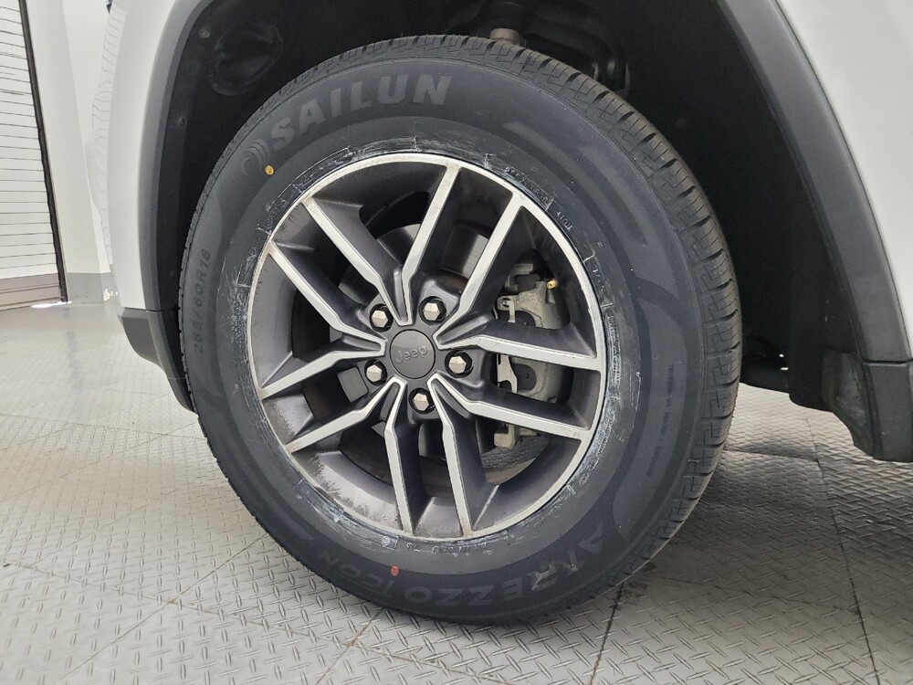 2020 Jeep Grand Cherokee in Phoenix, AZ 85015 - 18131508 31