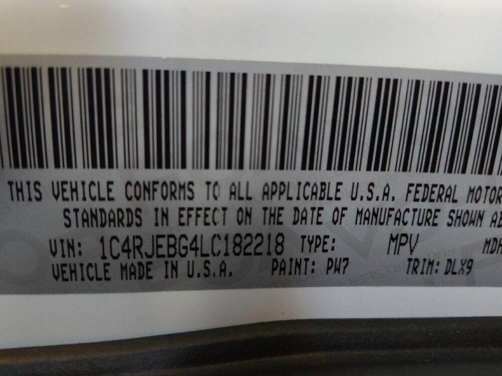 2020 Jeep Grand Cherokee in Phoenix, AZ 85015 - 18131508 33