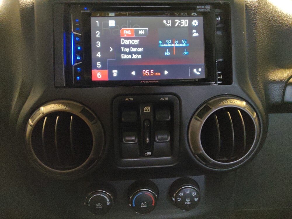 2018 Jeep Wrangler in Tucson, AZ 85705 - 18131509 25