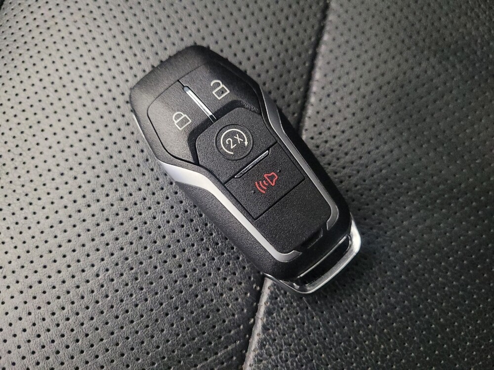 2017 Ford Explorer in Phoenix, AZ 85015 - 18131510 32