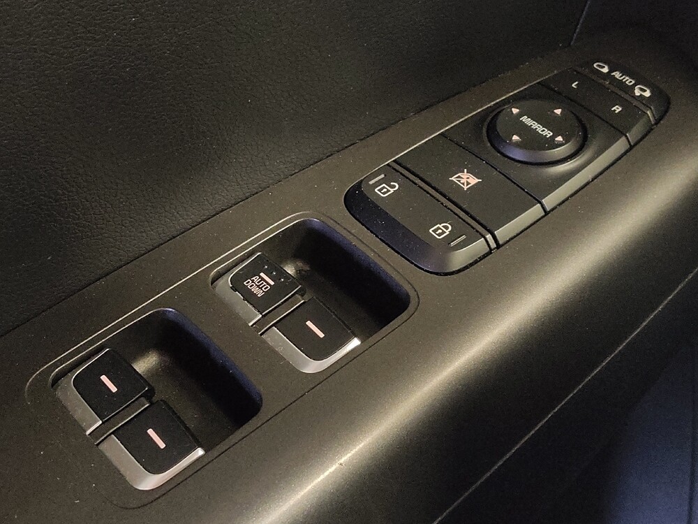 2022 Kia Sportage in San Antonio, TX 78238 - 18131513 27