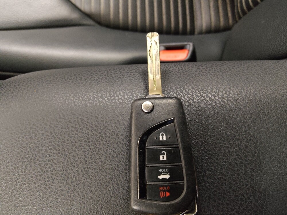 2021 Toyota Camry in Lakeland, FL 33815 - 18131516 32