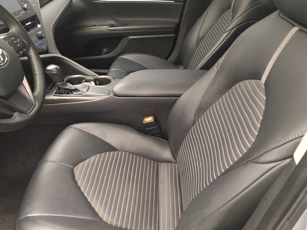 2021 Toyota Camry in Lakeland, FL 33815 - 18131516 17