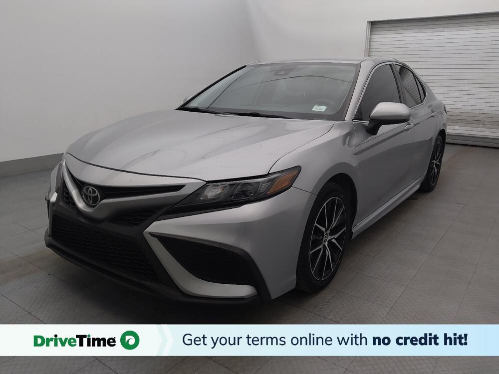 2021 Toyota Camry in Lakeland, FL 33815 - 18131516