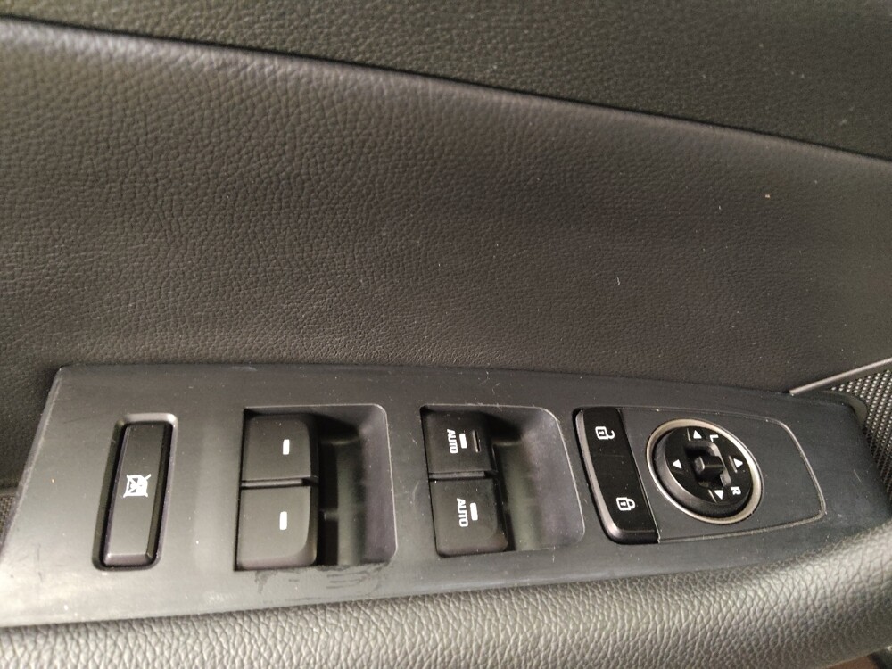 2019 Hyundai Sonata in Lakeland, FL 33815 - 18131517 27