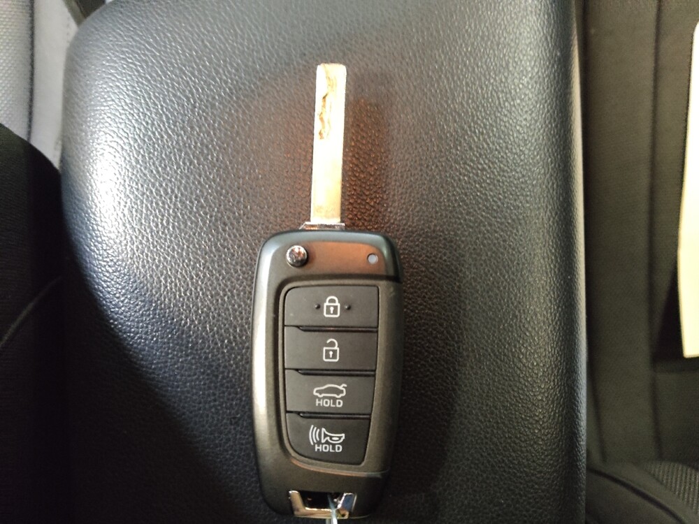 2021 Hyundai Elantra in Lakeland, FL 33815 - 18131518 32