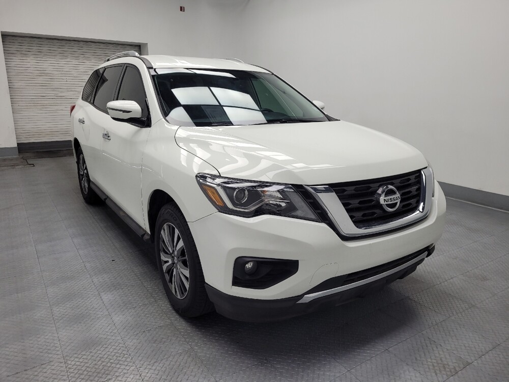 2018 Nissan Pathfinder in Reno, NV 89502 - 18131519 13