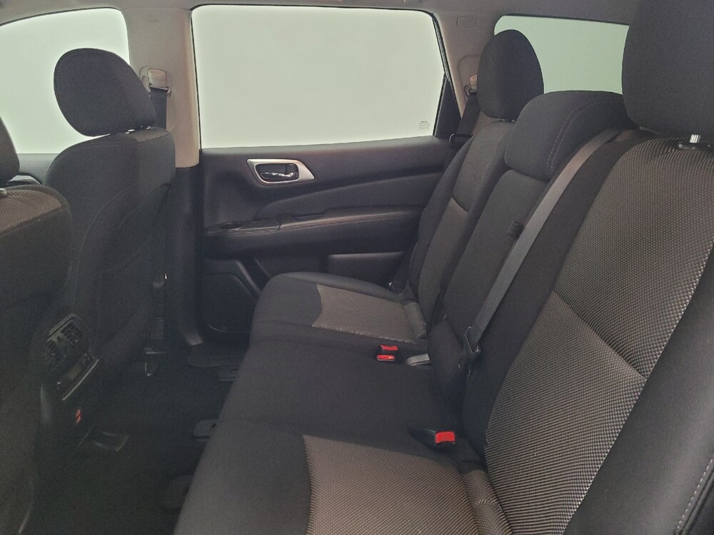 2018 Nissan Pathfinder in Reno, NV 89502 - 18131519 18