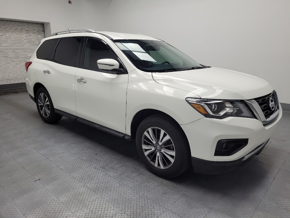 2018 Nissan Pathfinder in Reno, NV 89502 - 18131519 11