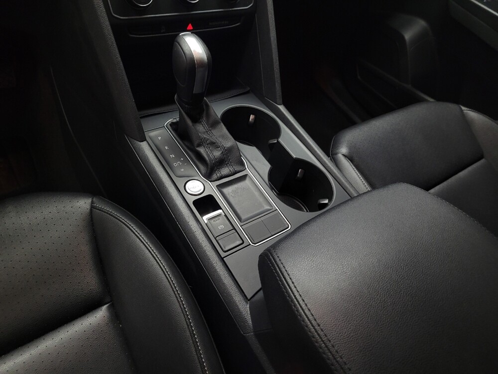 2020 Volkswagen Atlas in Las Vegas, NV 89104 - 18131523 26