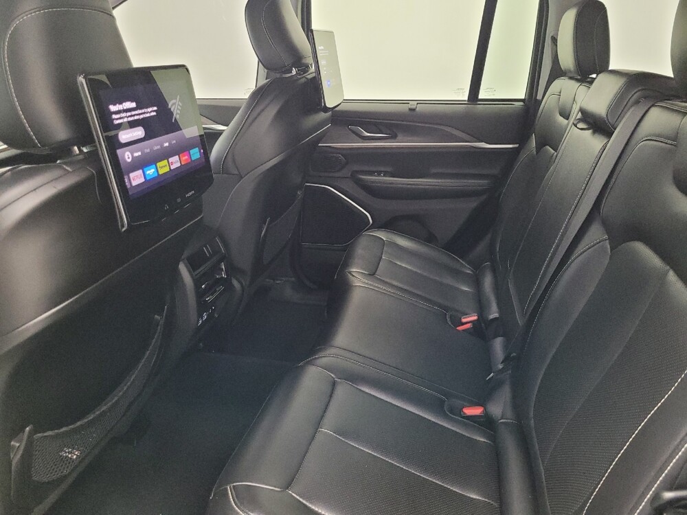 2023 Jeep Grand Cherokee in Reno, NV 89502 - 18131524 18