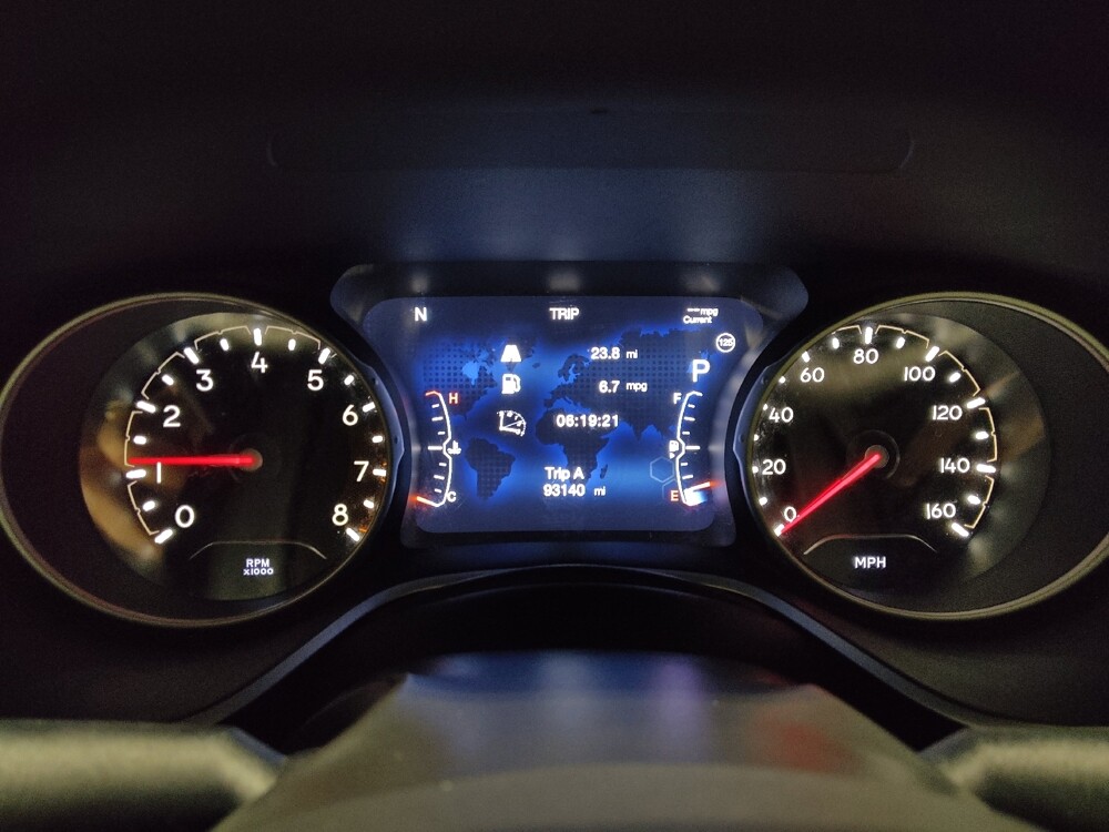 2018 Jeep Compass in Ocala, FL 34471 - 18131529 23