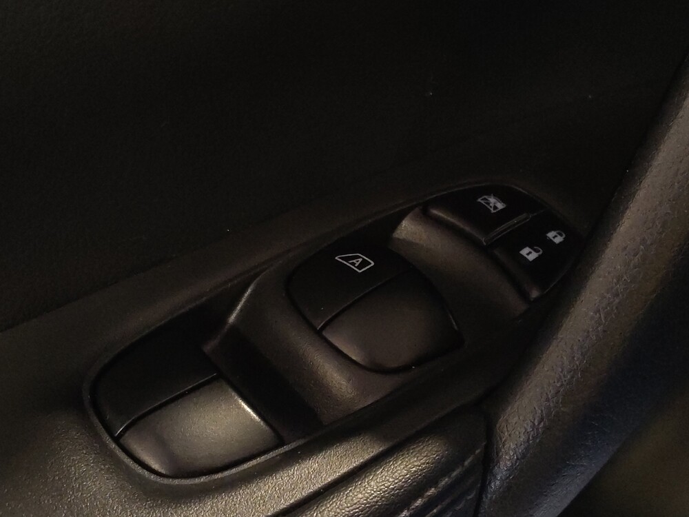 2018 Nissan Rogue in Mobile, AL 36606 - 18131535 27