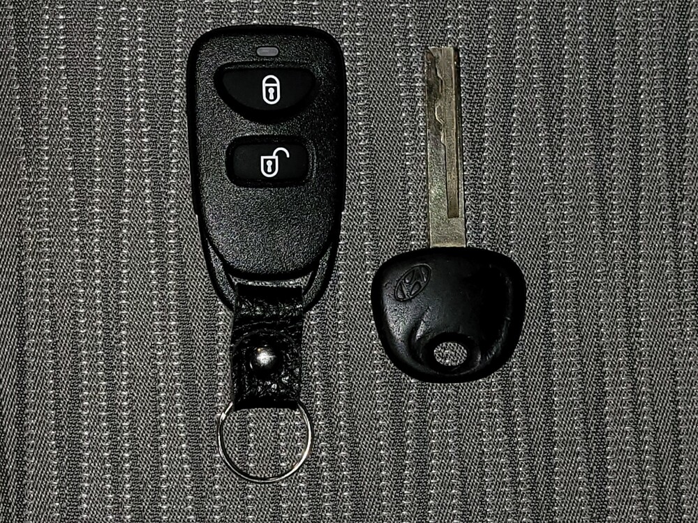 2016 Hyundai Accent in Sanford, FL 32773 - 18131540 32