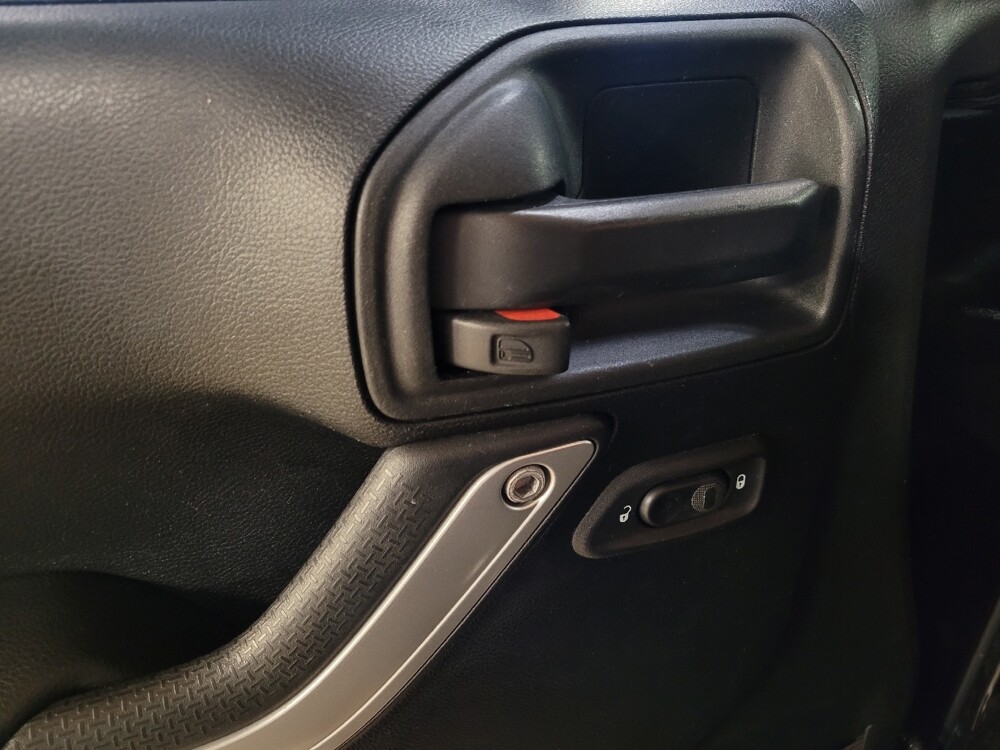 2018 Jeep Wrangler in Kissimmee, FL 34744 - 18131541 27