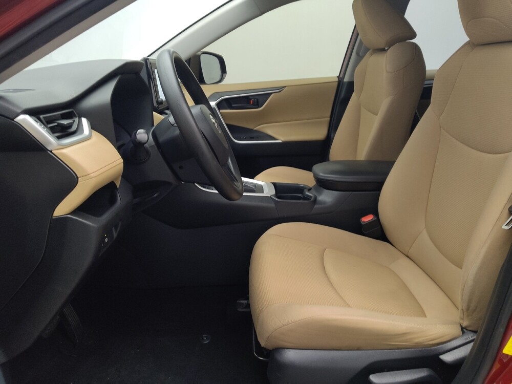 2019 Toyota RAV4 in Mobile, AL 36606 - 18131546 17