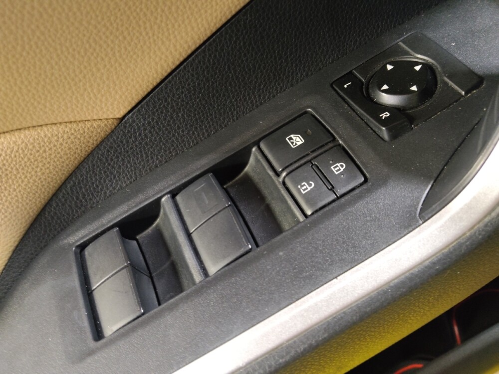 2019 Toyota RAV4 in Mobile, AL 36606 - 18131546 27