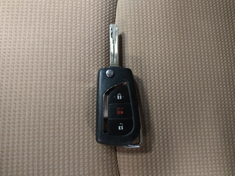 2019 Toyota RAV4 in Mobile, AL 36606 - 18131546 32