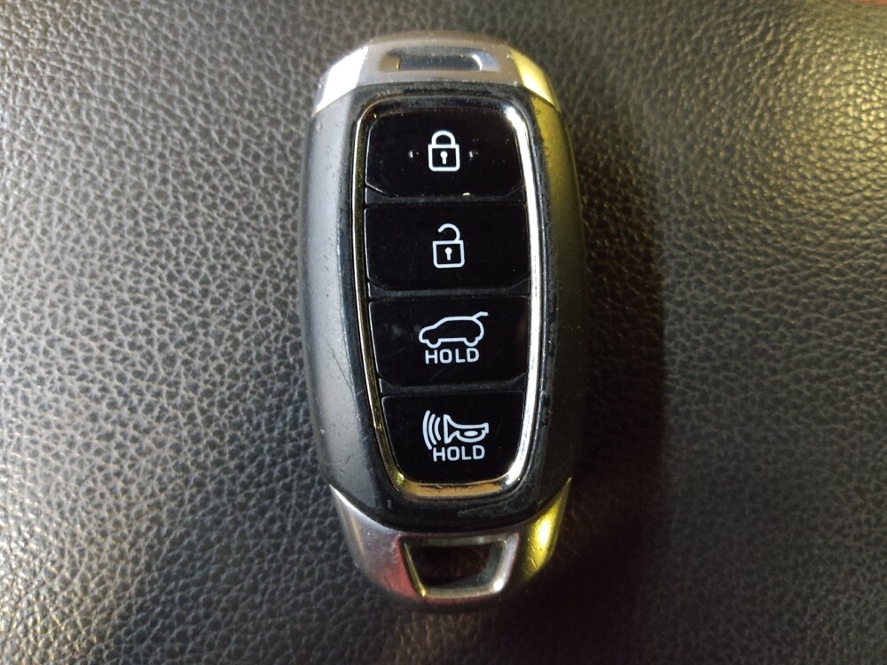 2018 Hyundai Elantra in Columbia, SC 29210 - 18131552 32