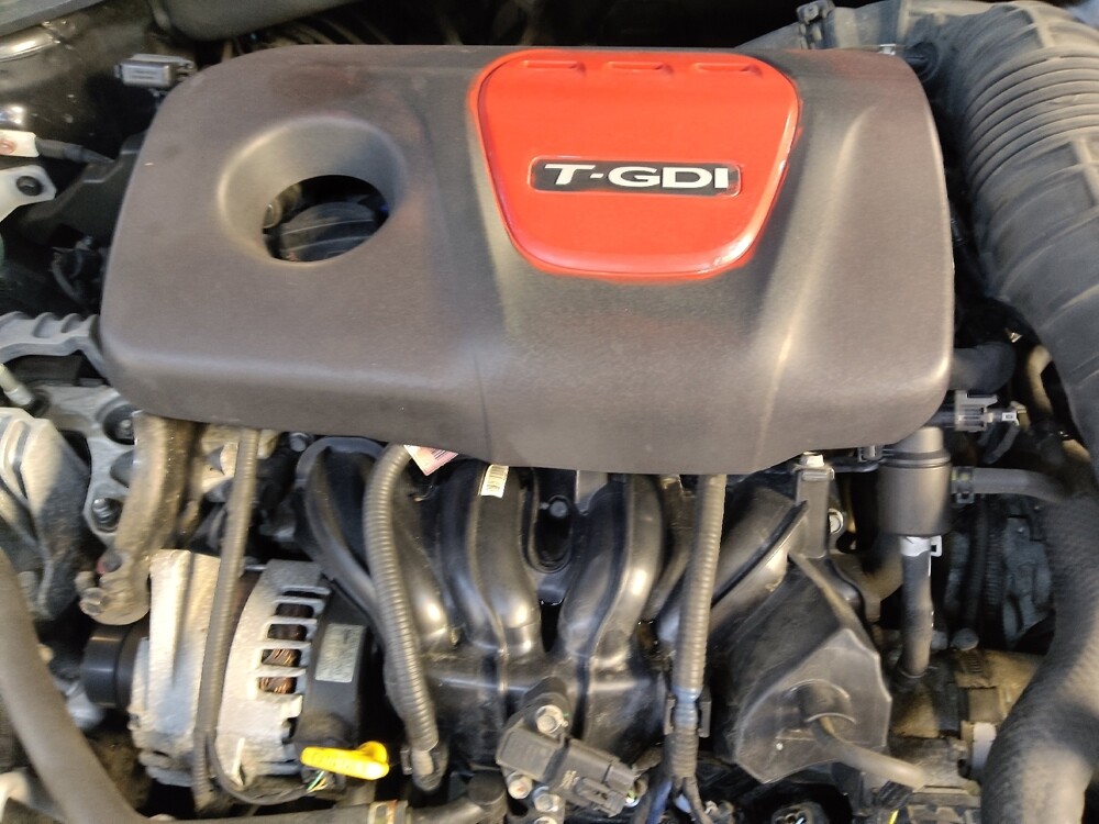 2018 Hyundai Elantra in Columbia, SC 29210 - 18131552 30