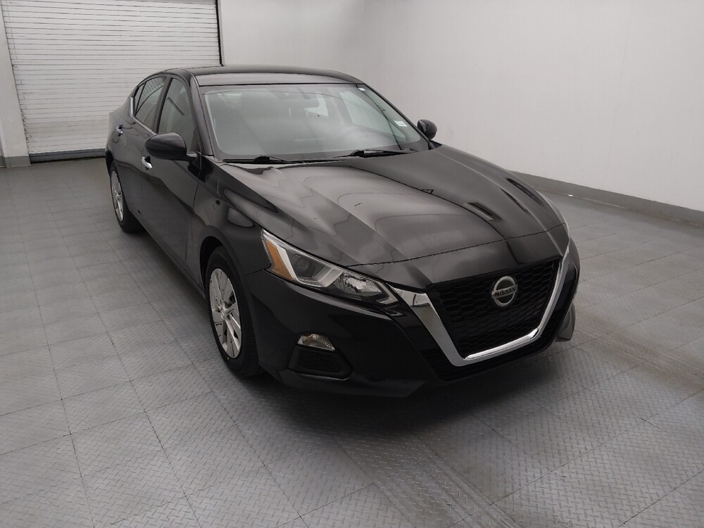 2020 Nissan Altima in Greensboro, NC 27407 - 18131556 13