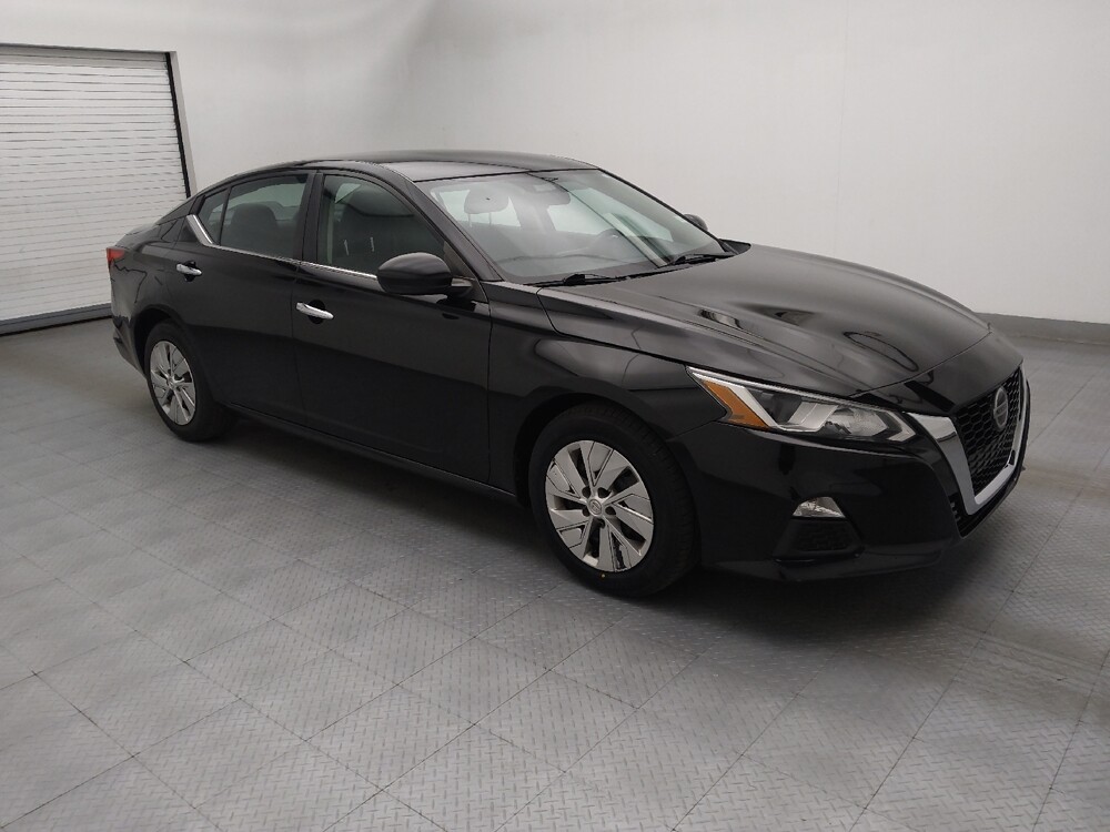 2020 Nissan Altima in Greensboro, NC 27407 - 18131556 11