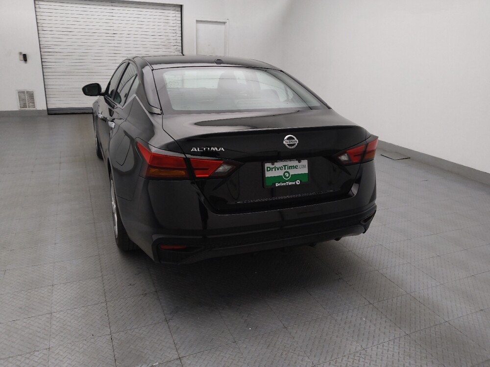 2020 Nissan Altima in Greensboro, NC 27407 - 18131556 6