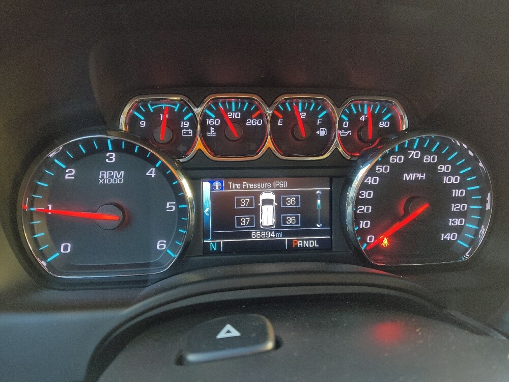 2019 Chevrolet Tahoe in Greensboro, NC 27407 - 18131564 23