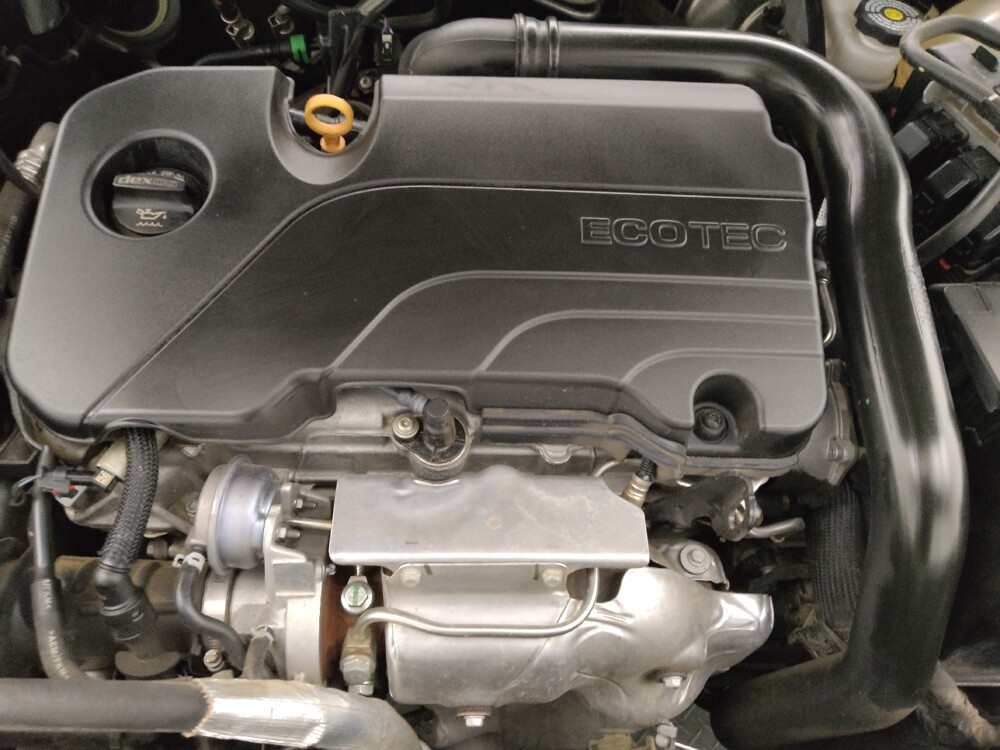 2020 Chevrolet Malibu in Albuquerque, NM 87123 - 18131573 30