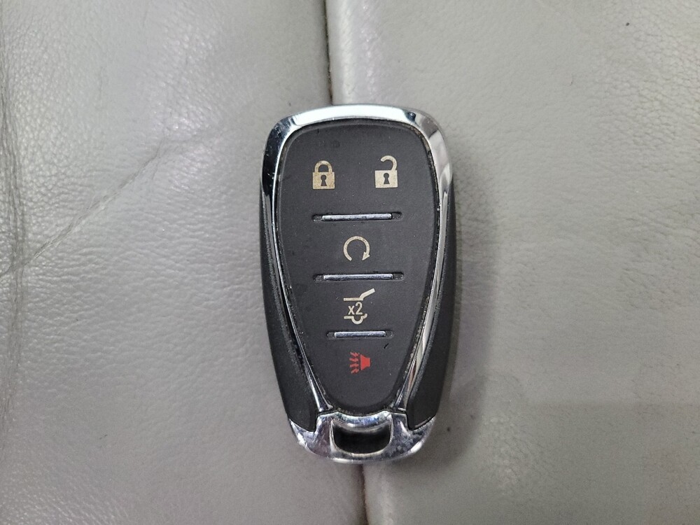 2018 Chevrolet Traverse in Memphis, TN 38115 - 18131574 32