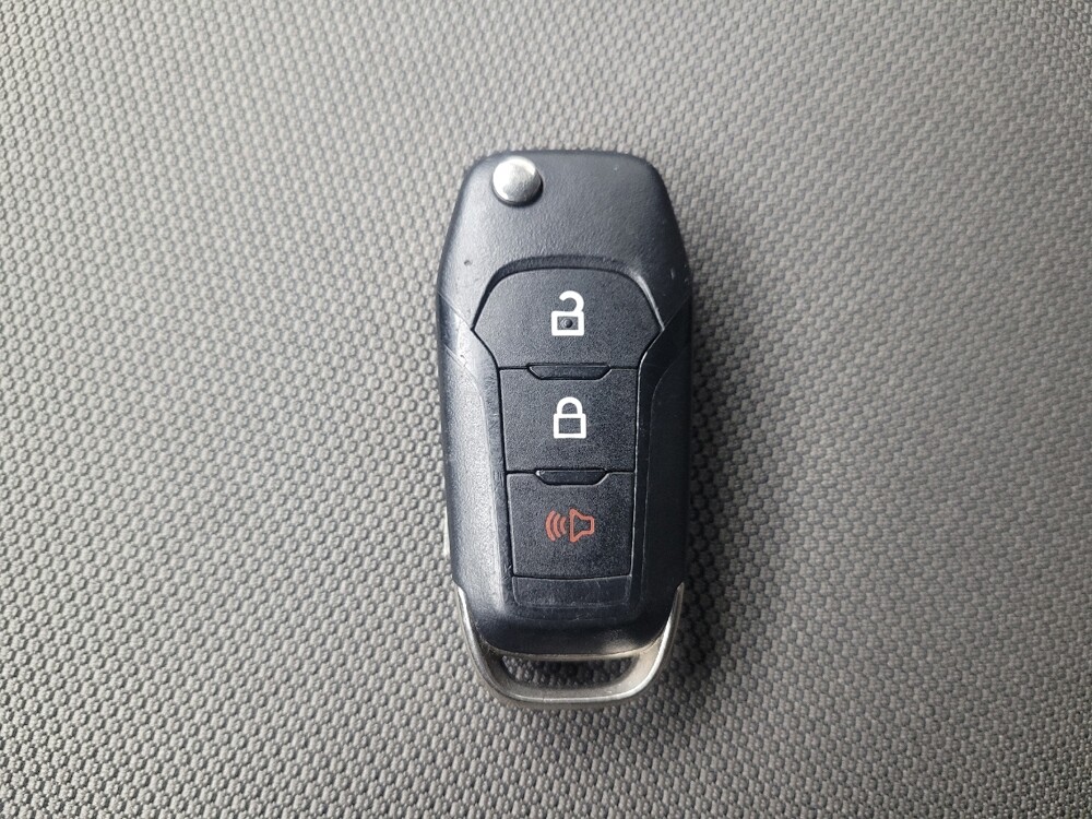 2018 Ford F150 in Huntsville, AL 35816 - 18131576 32