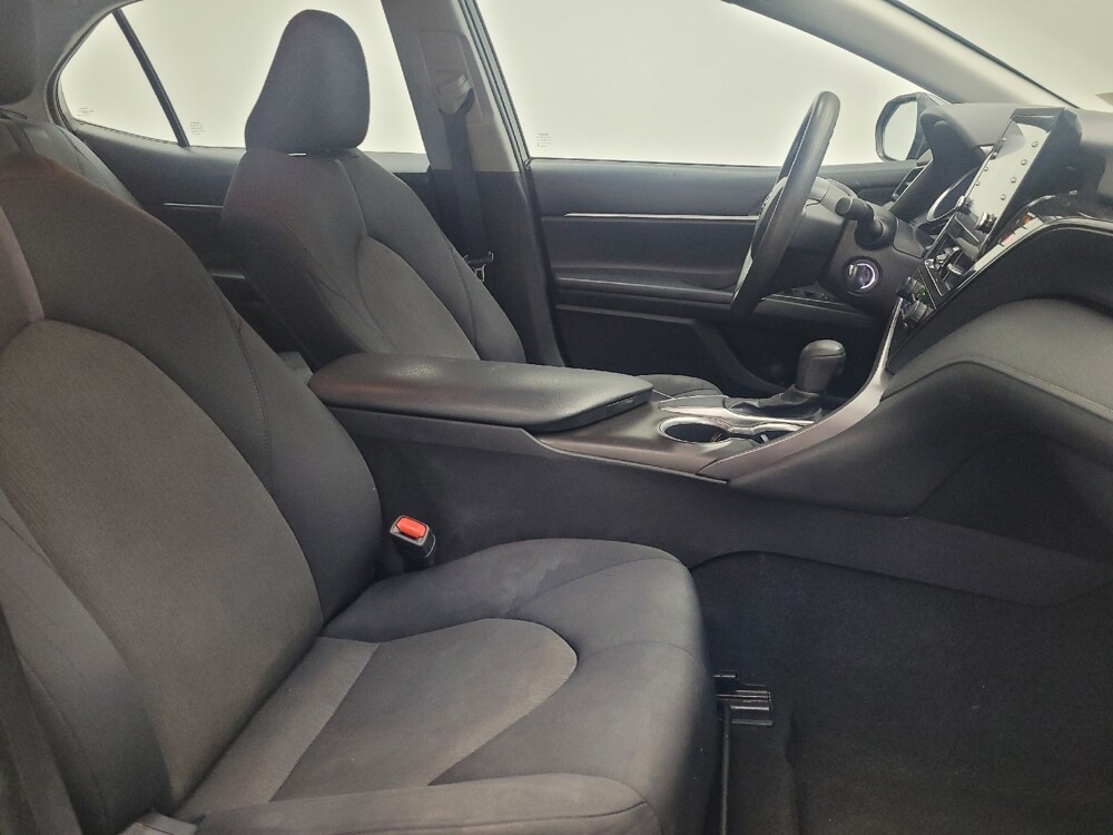 2021 Toyota Camry in Huntsville, AL 35816 - 18131579 21