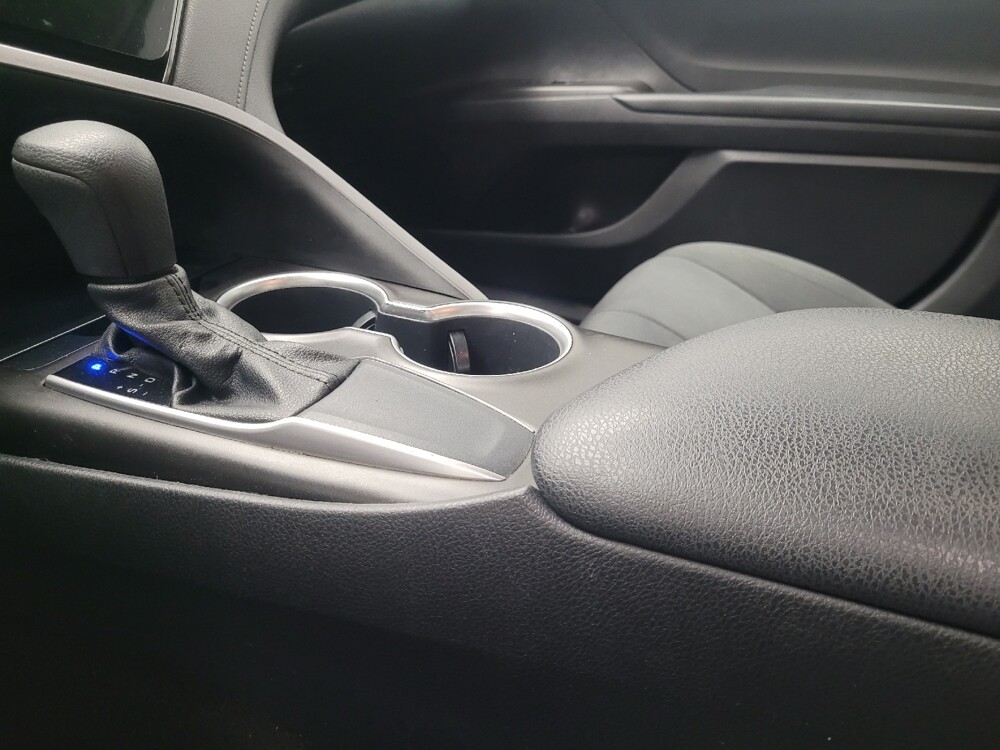 2021 Toyota Camry in Huntsville, AL 35816 - 18131579 26