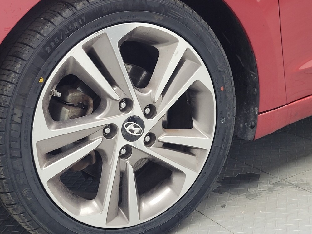 2017 Hyundai Elantra in Huntsville, AL 35816 - 18131580 31