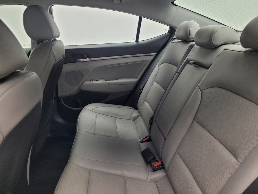 2017 Hyundai Elantra in Huntsville, AL 35816 - 18131580 18