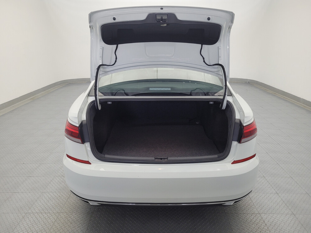 2022 Volkswagen Passat in Houston, TX 77074 - 18131583 29